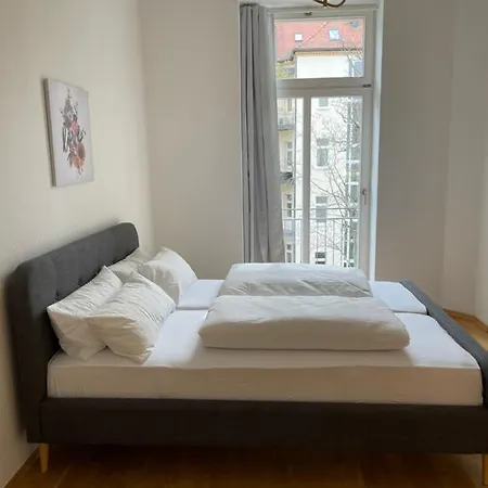 Luxurioses In Bester Stadtlage شقة